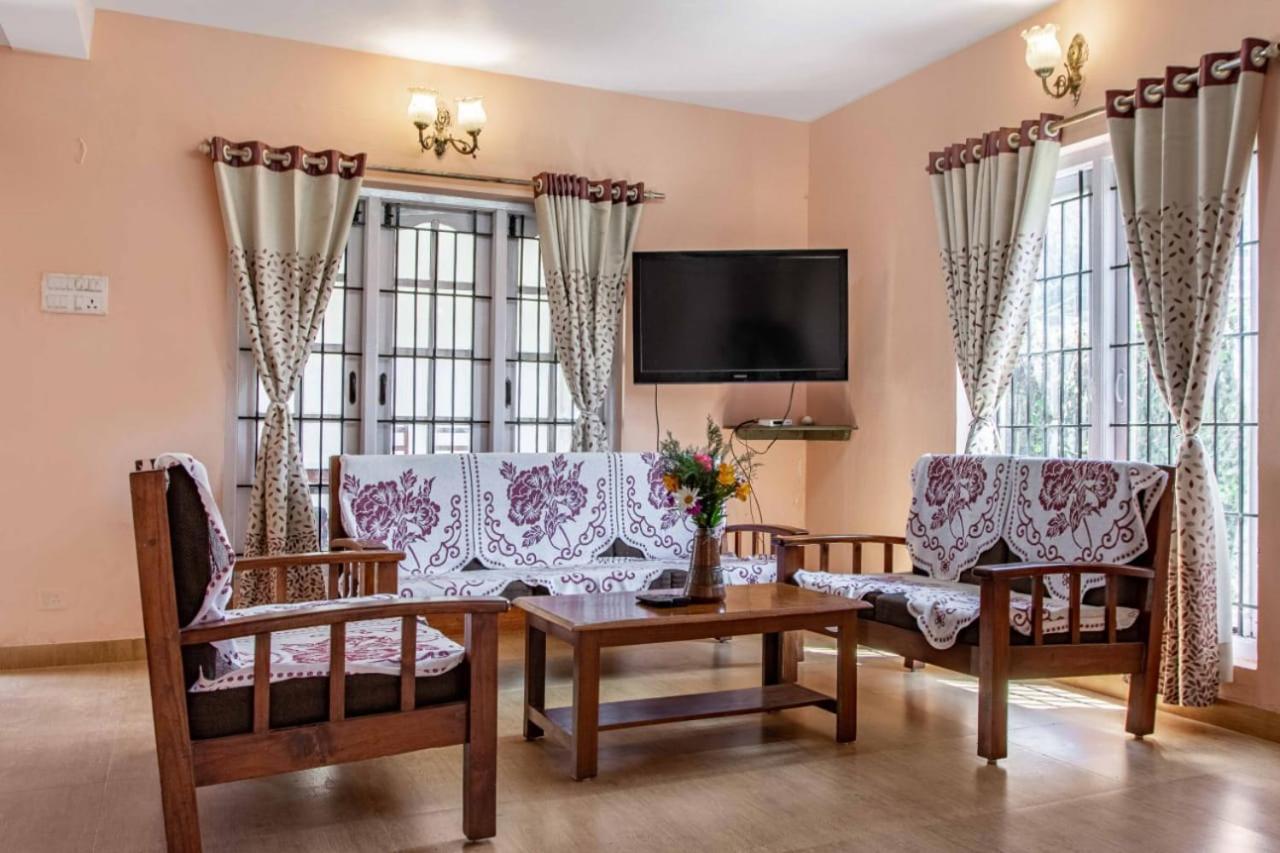 Pine View Stay Ooty Eksteriør bilde