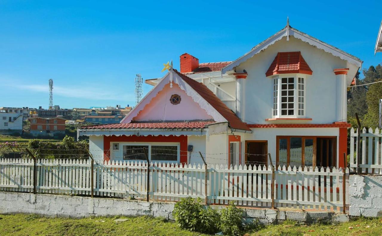 Pine View Stay Ooty Eksteriør bilde