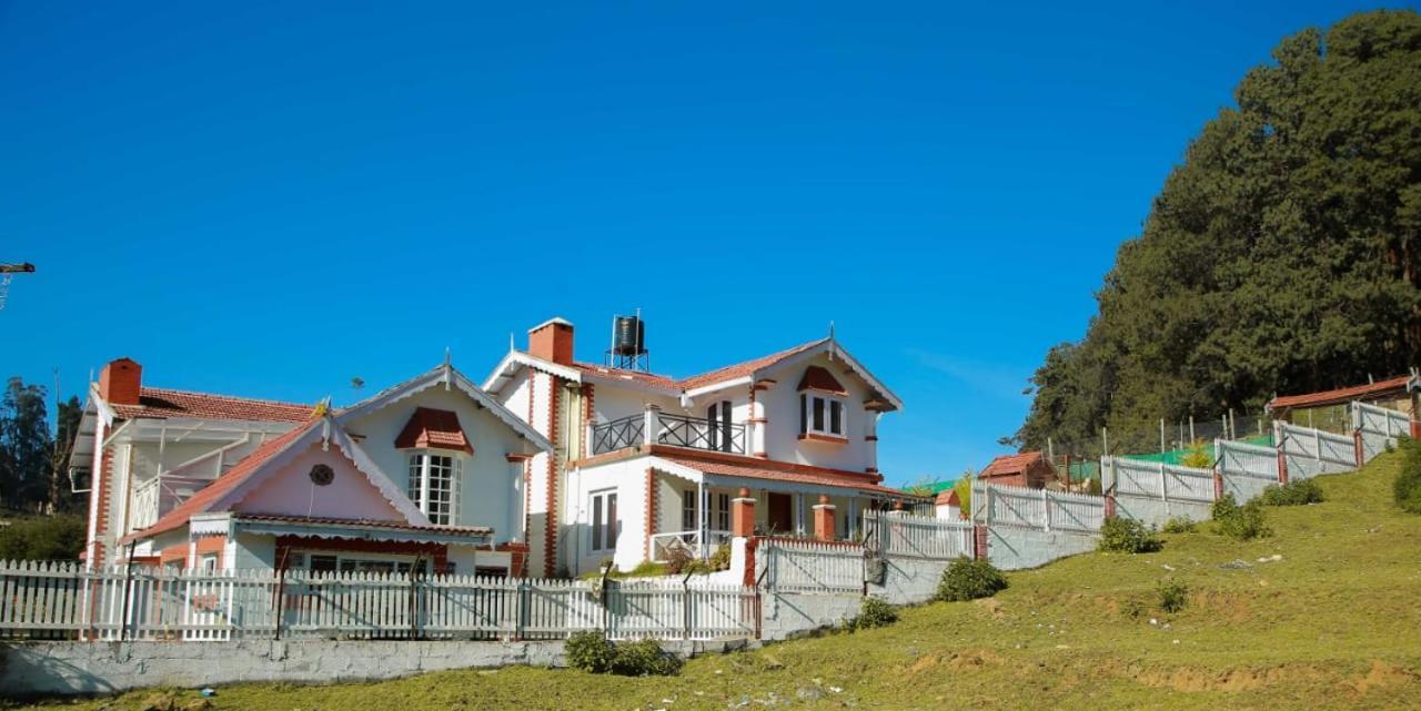 Pine View Stay Ooty Eksteriør bilde